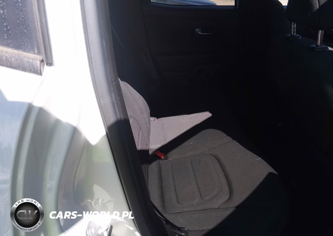 2022 Jeep Renegade Latitude 4X4 VIN:ZACNJDB11NPN73004 - 8