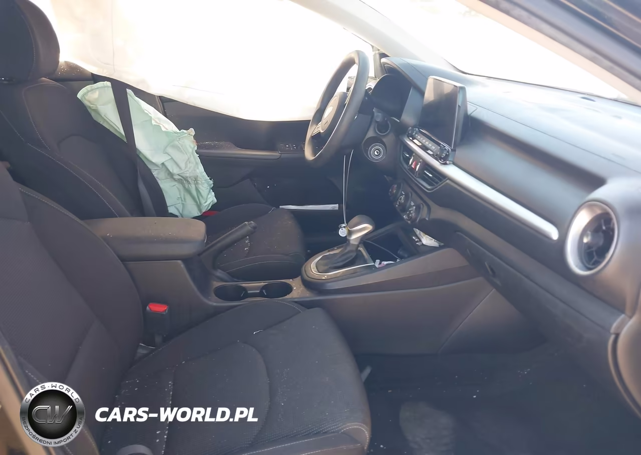 2021 Kia Forte Lxs VIN:3KPF24AD4ME390322 - 5