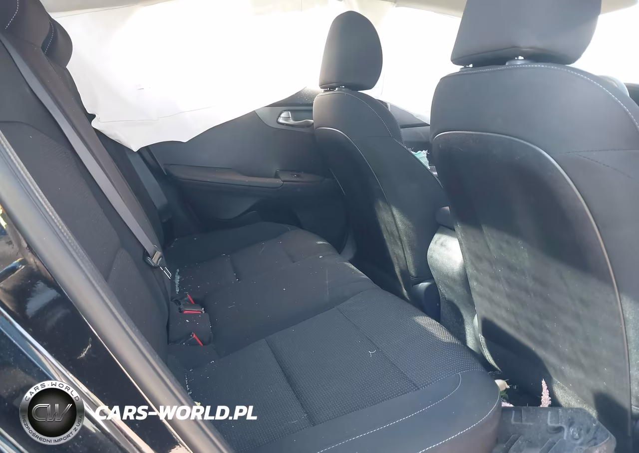 2021 Kia Forte Lxs VIN:3KPF24AD4ME390322 - 8