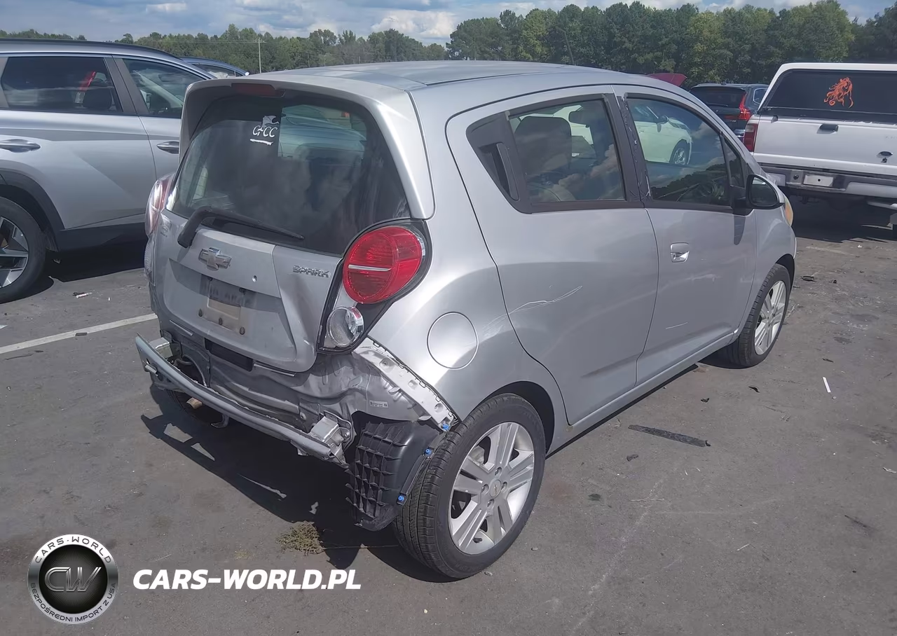 2015 Chevrolet Spark Ls Manual VIN:KL8CA6S98FC808900 - 4