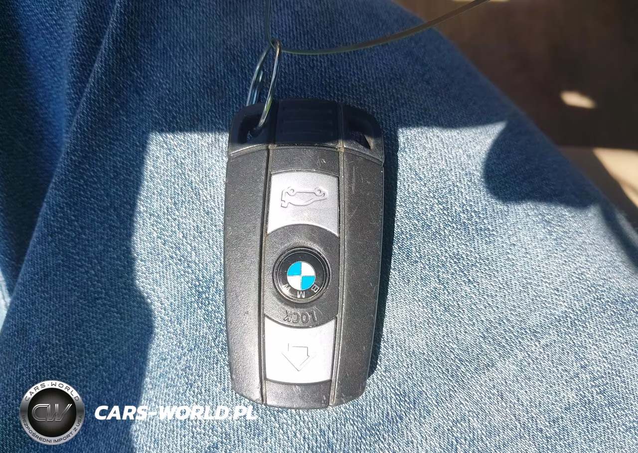 2011 BMW 328I VIN:WBAPH7G52BNN02397 - 11
