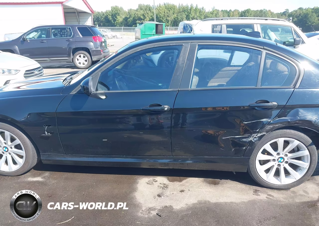 2011 BMW 328I VIN:WBAPH7G52BNN02397 - 14