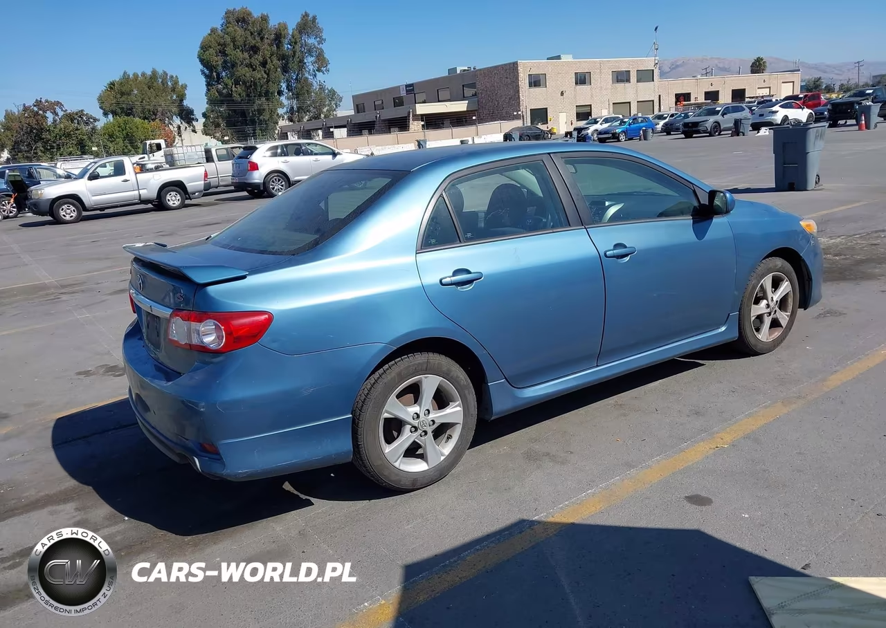 2013 Toyota Corolla S VIN:5YFBU4EE9DP159846 - 4