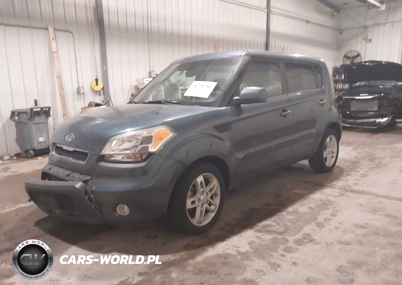 2011 Kia Soul + VIN:KNDJT2A23B7203661 - 2