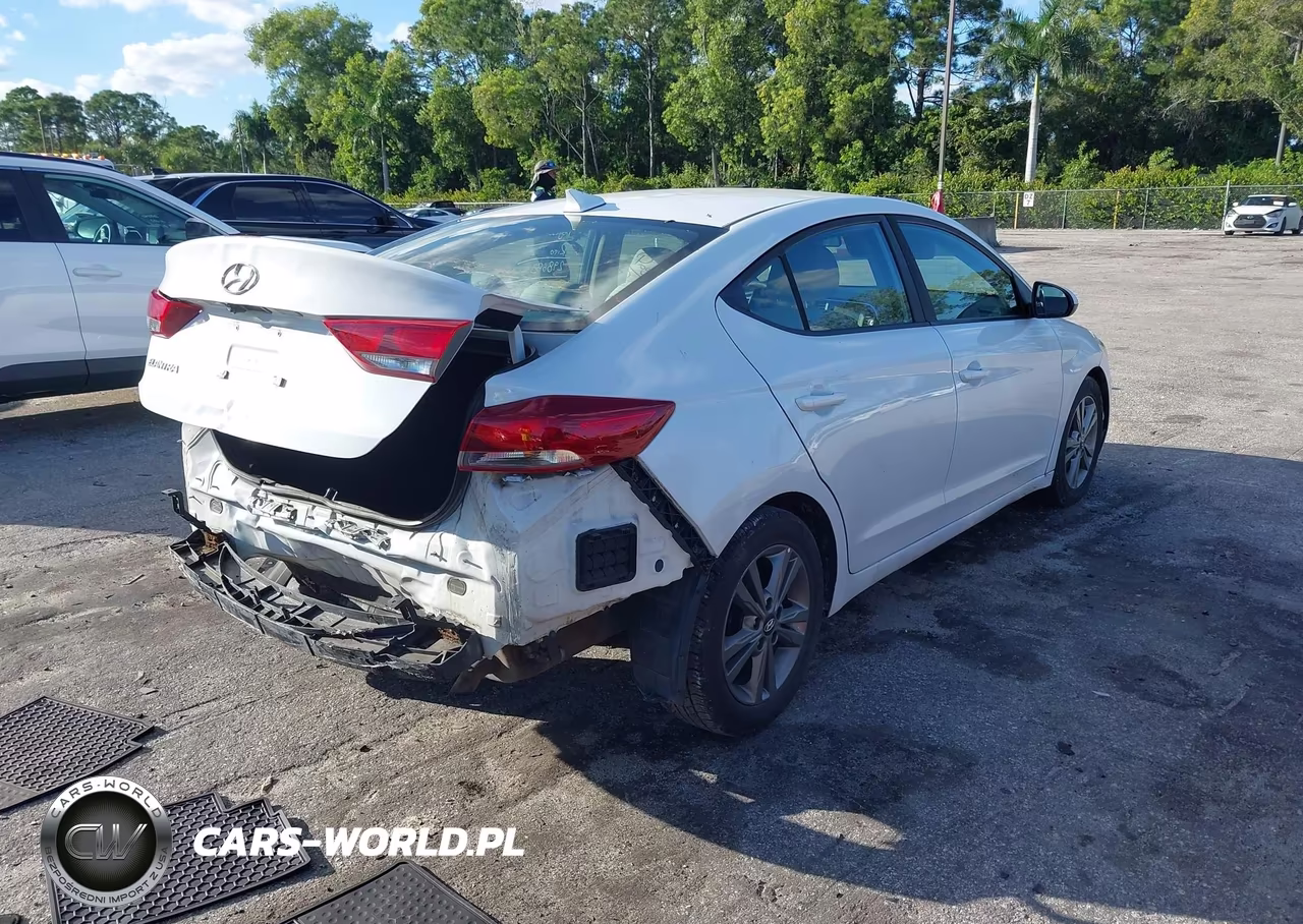 2017 Hyundai Elantra Se VIN:5NPD84LF9HH189974 - 4