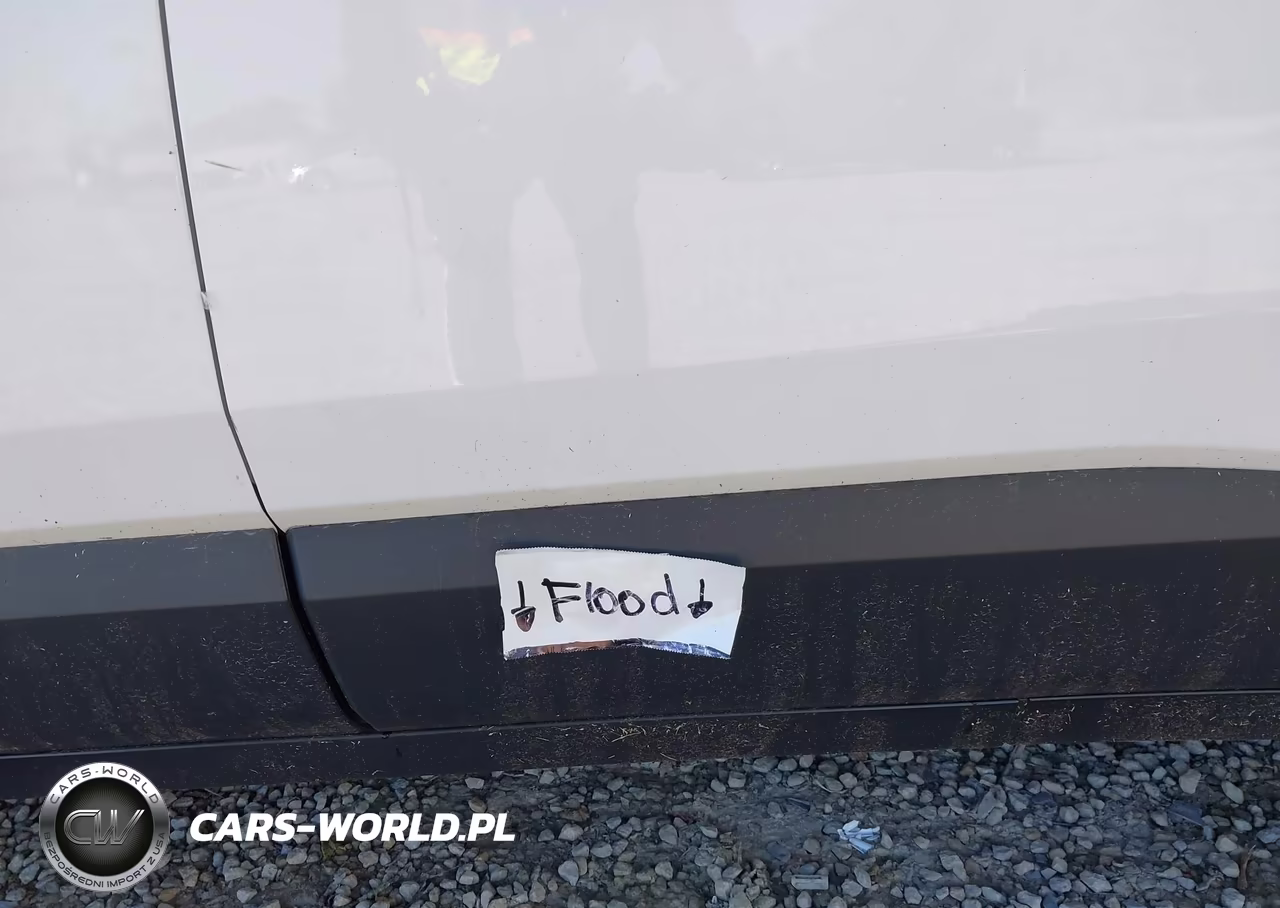 2020 Chevrolet Traverse Fwd Lt Cloth VIN:1GNERGKW2LJ257799 - 6