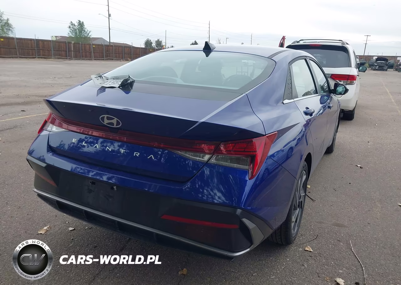 2025 Hyundai Elantra Sel Convenience VIN:KMHLS4DG6SU024882 - 4