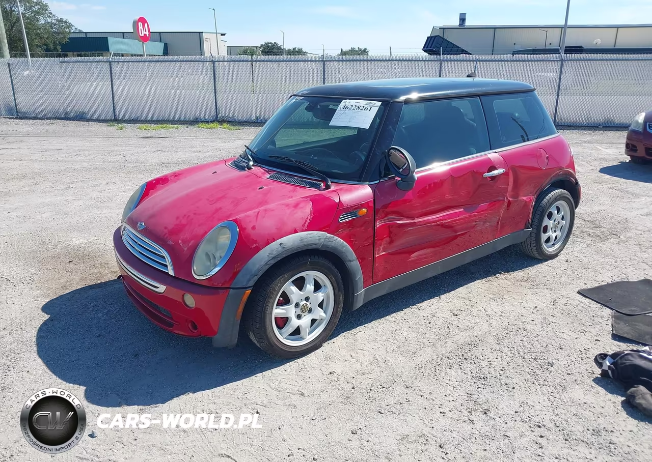 2005 Mini Cooper VIN:WMWRC33465TJ68677 - 2