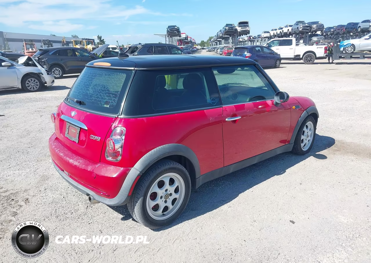 2005 Mini Cooper VIN:WMWRC33465TJ68677 - 4