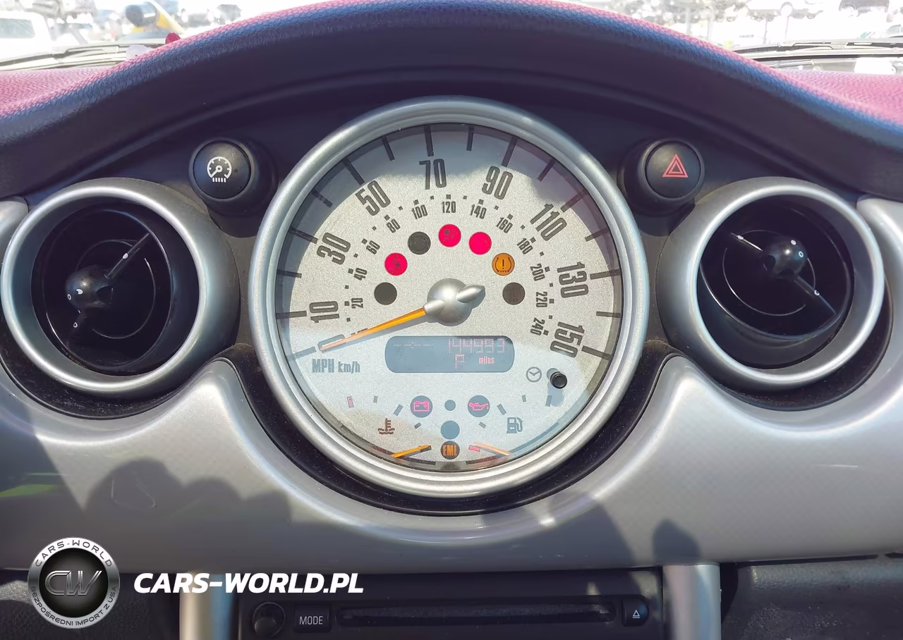 2005 Mini Cooper VIN:WMWRC33465TJ68677 - 7