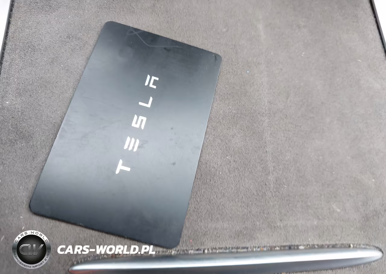 2021 Tesla Model Y Long Range Dual Motor All-Wheel Drive VIN:5YJYGDEE3MF213834 - 11