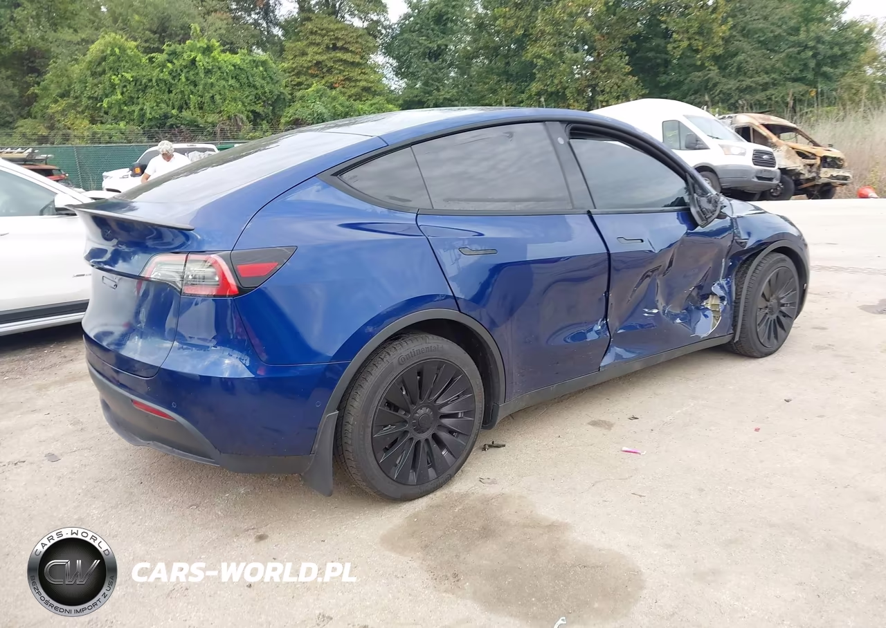 2021 Tesla Model Y Long Range Dual Motor All-Wheel Drive VIN:5YJYGDEE3MF213834 - 4