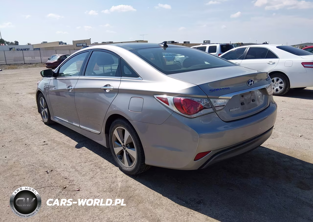 2012 Hyundai Sonata Hybrid VIN:KMHEC4A43CA038760 - 3