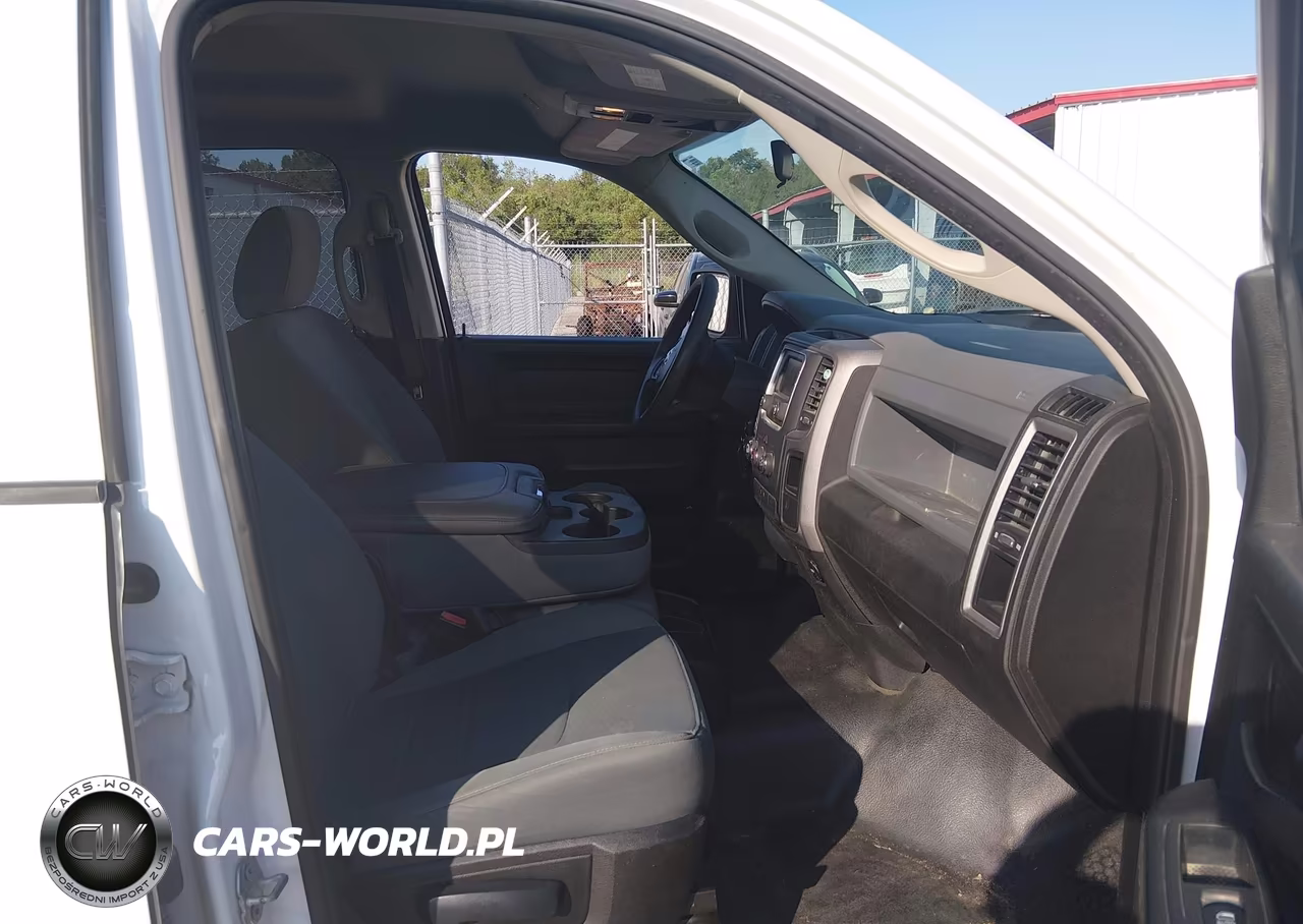 2019 Ram 1500 Classic Tradesman 4X2 5'7 Box VIN:1C6RR6KGXKS538648 - 5