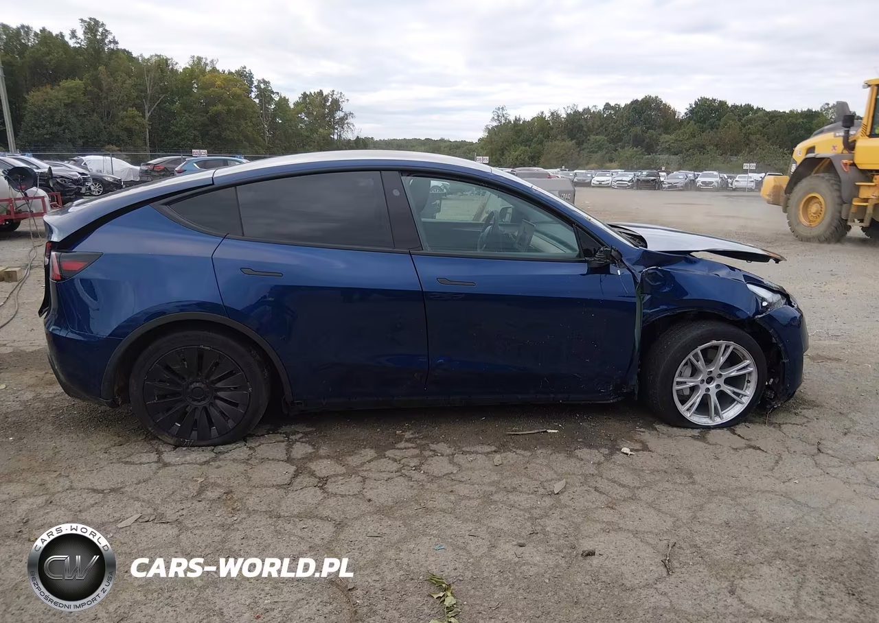 2023 Tesla Model Y Awd-Long Range Dual Motor All-Wheel Drive VIN:7SAYGAEE6PF834801 - 14