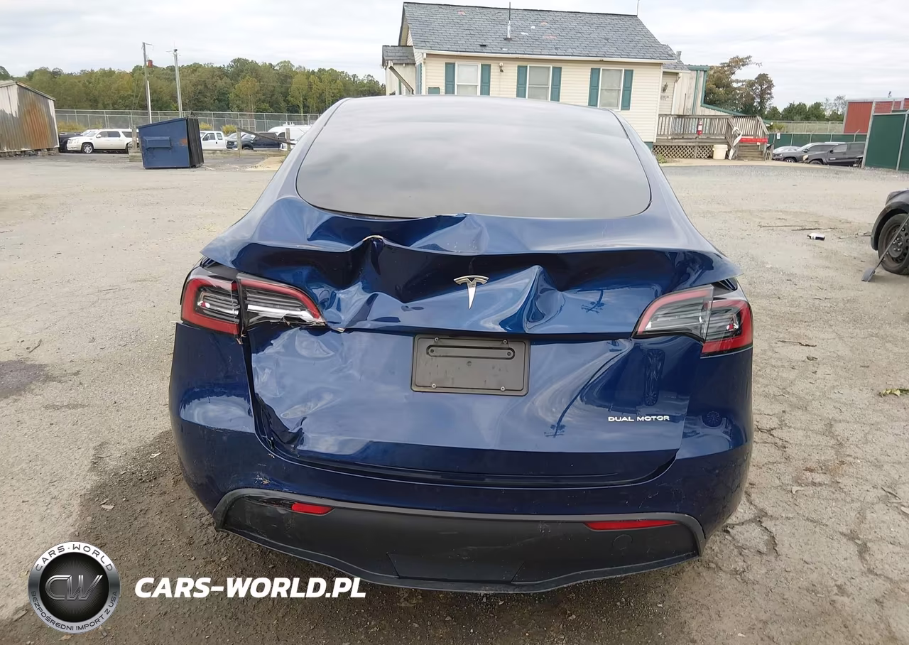 2023 Tesla Model Y Awd-Long Range Dual Motor All-Wheel Drive VIN:7SAYGAEE6PF834801 - 17