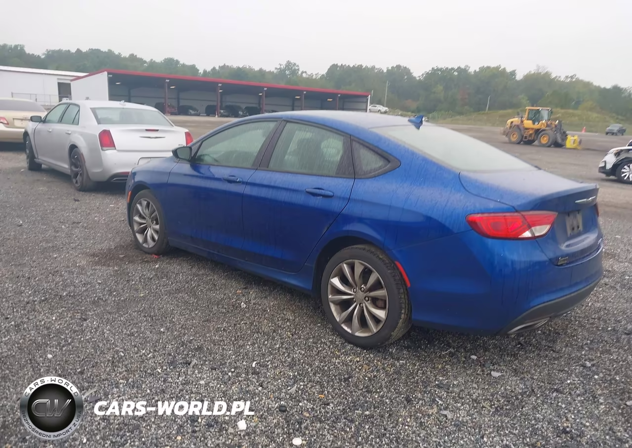 2016 Chrysler 200 S VIN:1C3CCCBG5GN153653 - 3