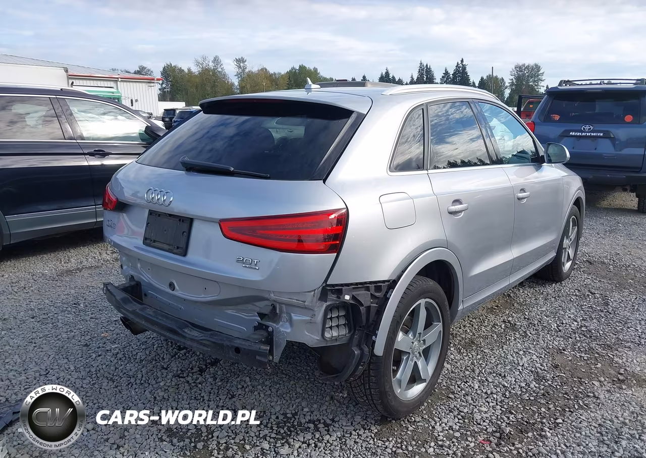 2015 Audi Q3 2.0T Premium Plus VIN:WA1EFCFS2FR003026 - 4