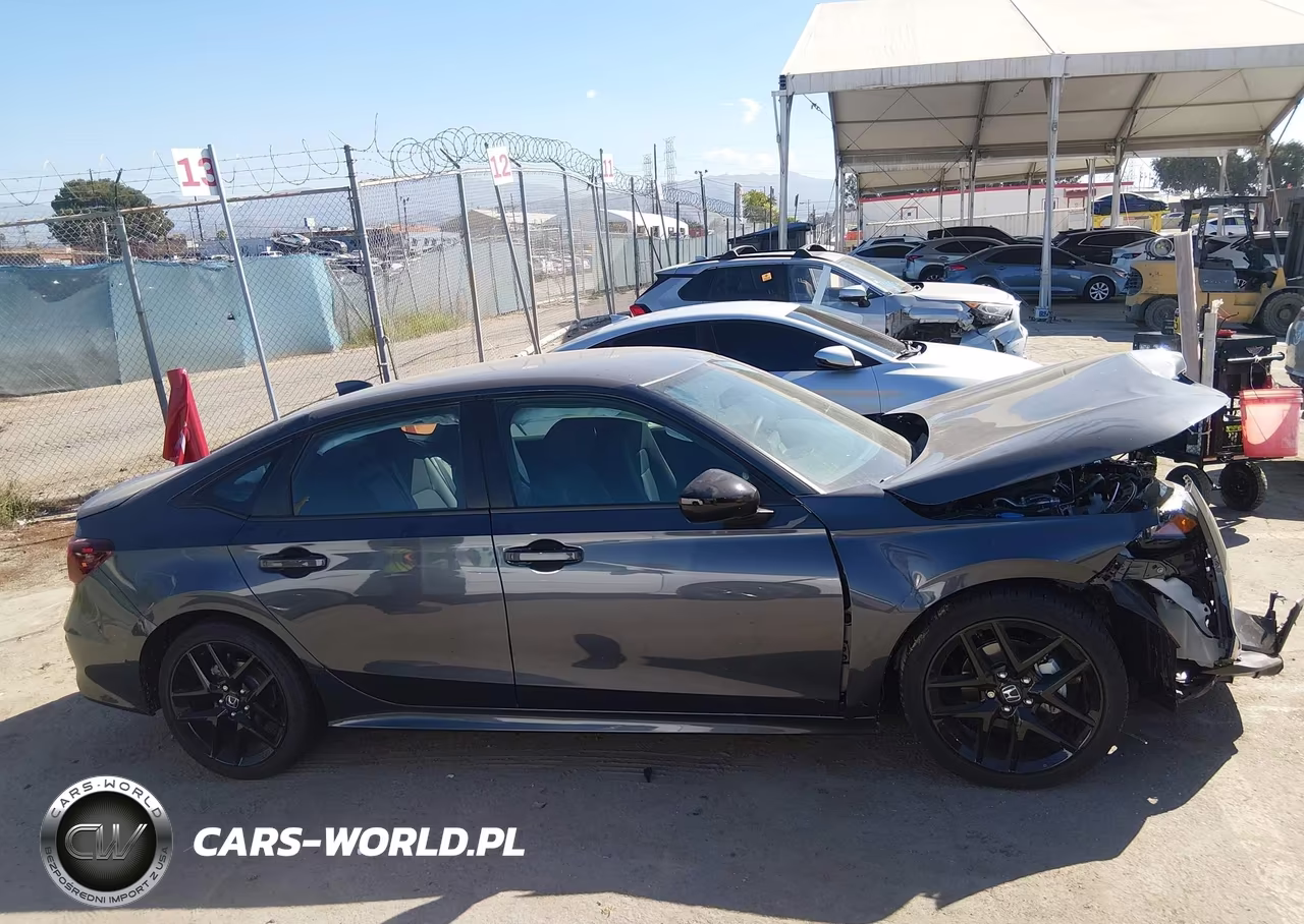 2026 Honda Civic Sport VIN:2HGFE2F5XTH553606 - 14