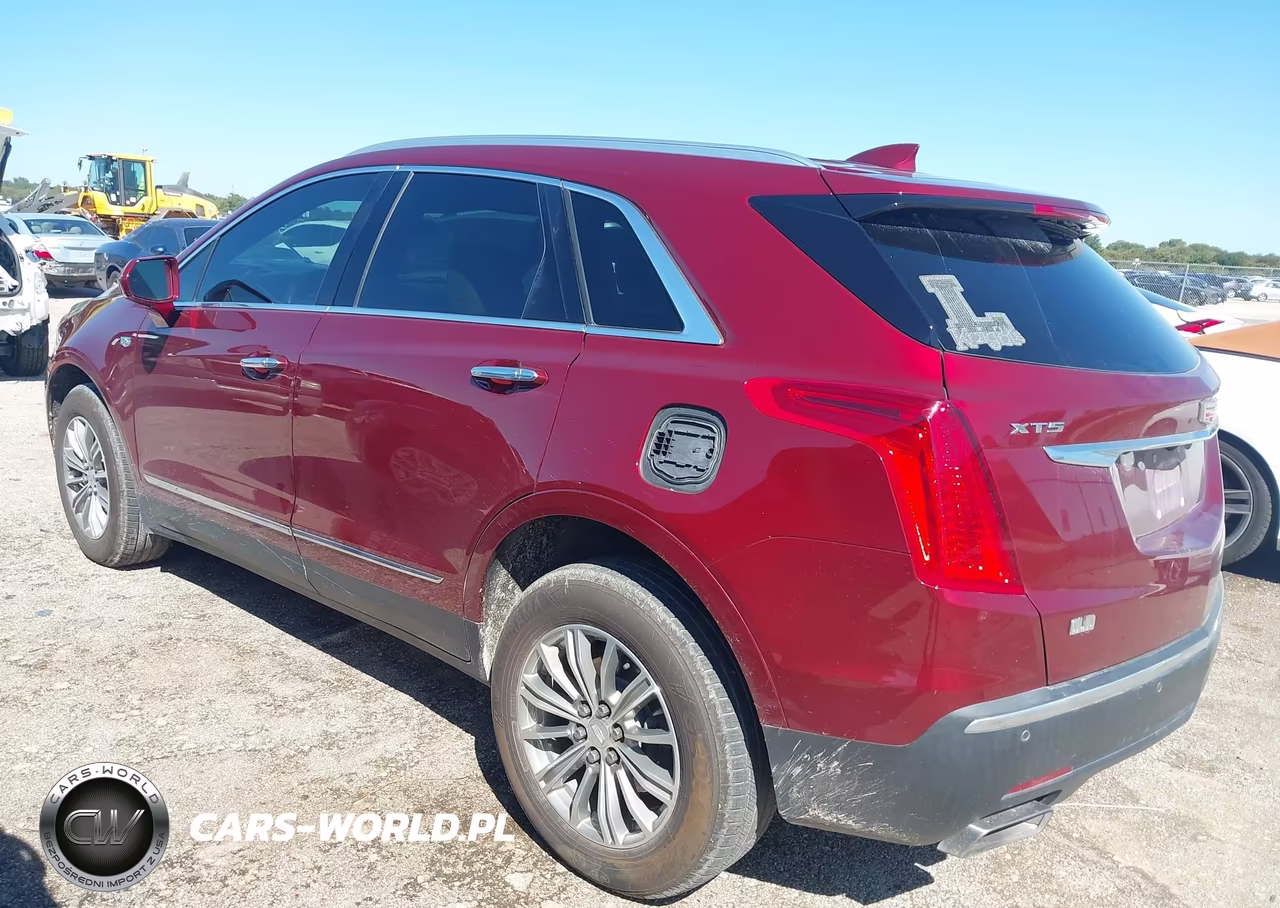 2018 Cadillac Xt5 Luxury VIN:1GYKNCRS1JZ151498 - 3