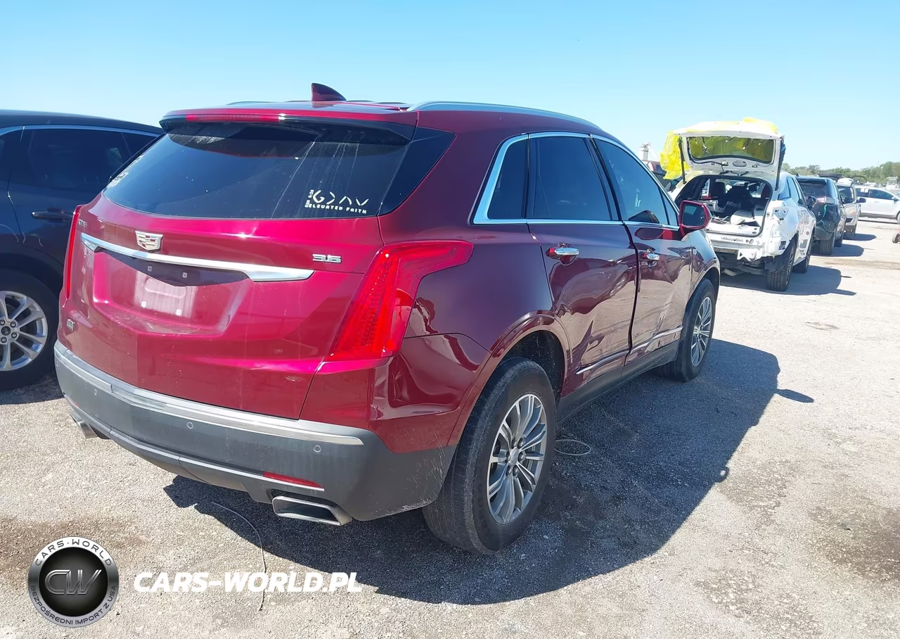 2018 Cadillac Xt5 Luxury VIN:1GYKNCRS1JZ151498 - 4
