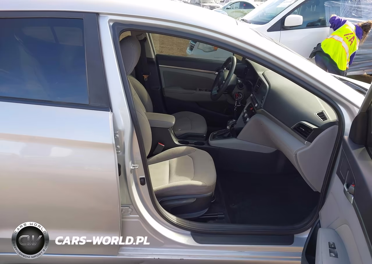 2020 Hyundai Elantra Sel VIN:5NPD84LF5LH521904 - 5