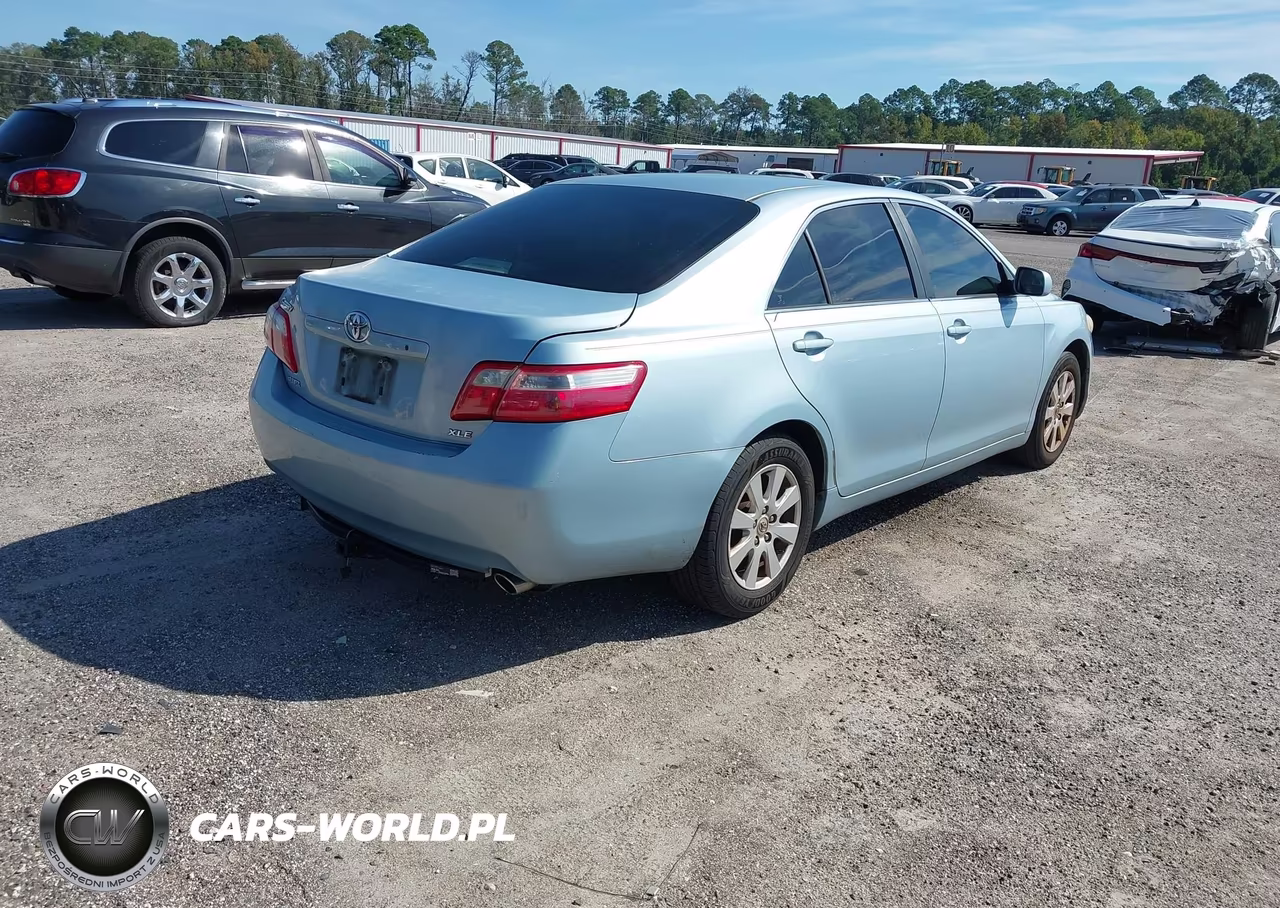 2009 Toyota Camry Xle VIN:4T1BE46KX9U826284 - 4