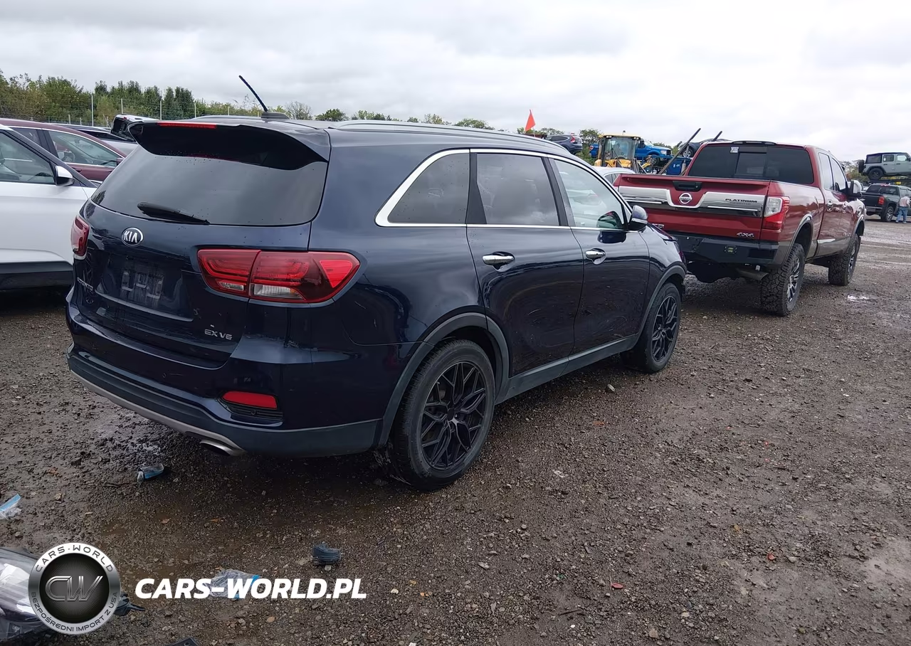 2020 Kia Sorento 3.3L Ex VIN:5XYPH4A51LG677470 - 4