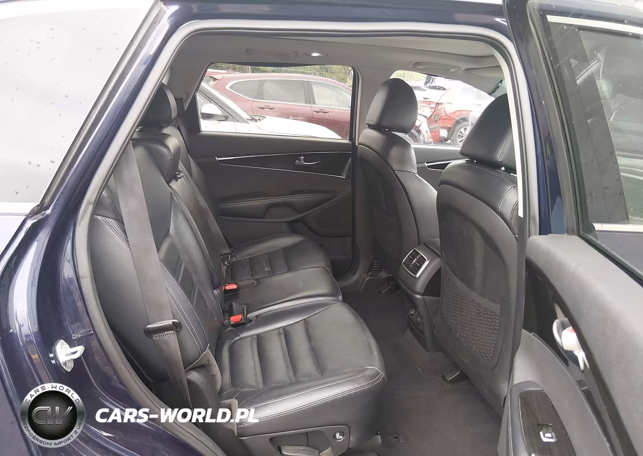 2020 Kia Sorento 3.3L Ex VIN:5XYPH4A51LG677470 - 8