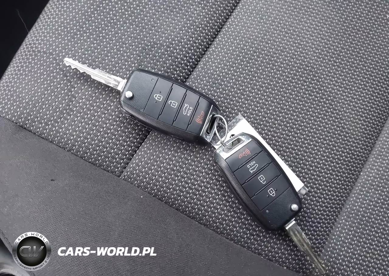 2017 Kia Forte Lx VIN:KNAFK5A84H5705918 - 11