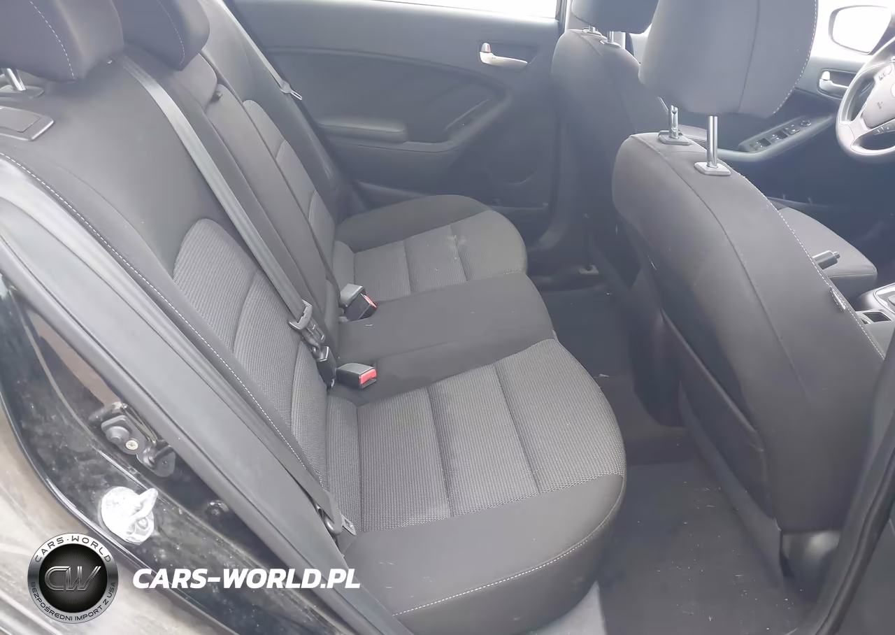 2017 Kia Forte Lx VIN:KNAFK5A84H5705918 - 8