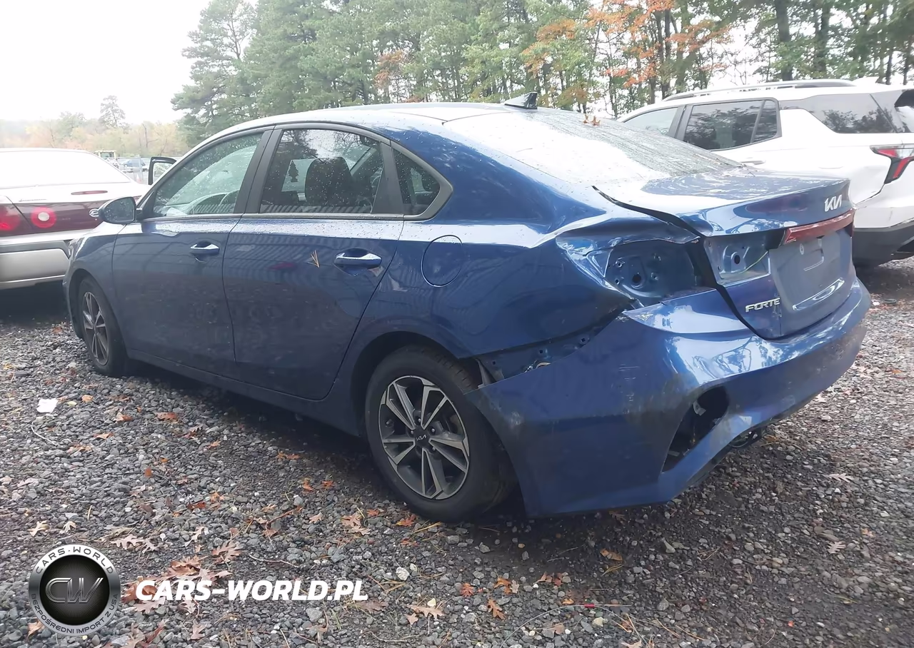 2023 Kia Forte Lxs VIN:3KPF24AD9PE641114 - 3