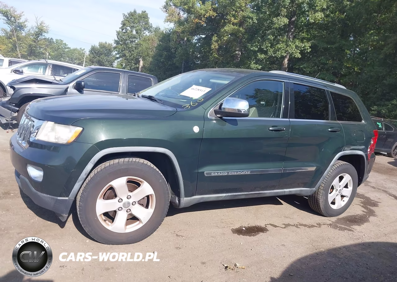 2011 Jeep Grand Cherokee Laredo VIN:1J4RR4GT9BC541628 - 14