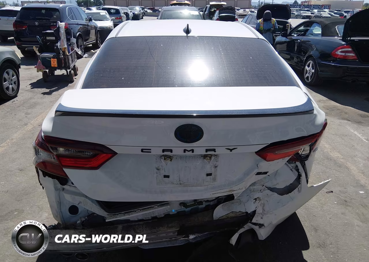 2024 Toyota Camry Hybrid Se Nightshade VIN:4T1G31AK9RU060050 - 17