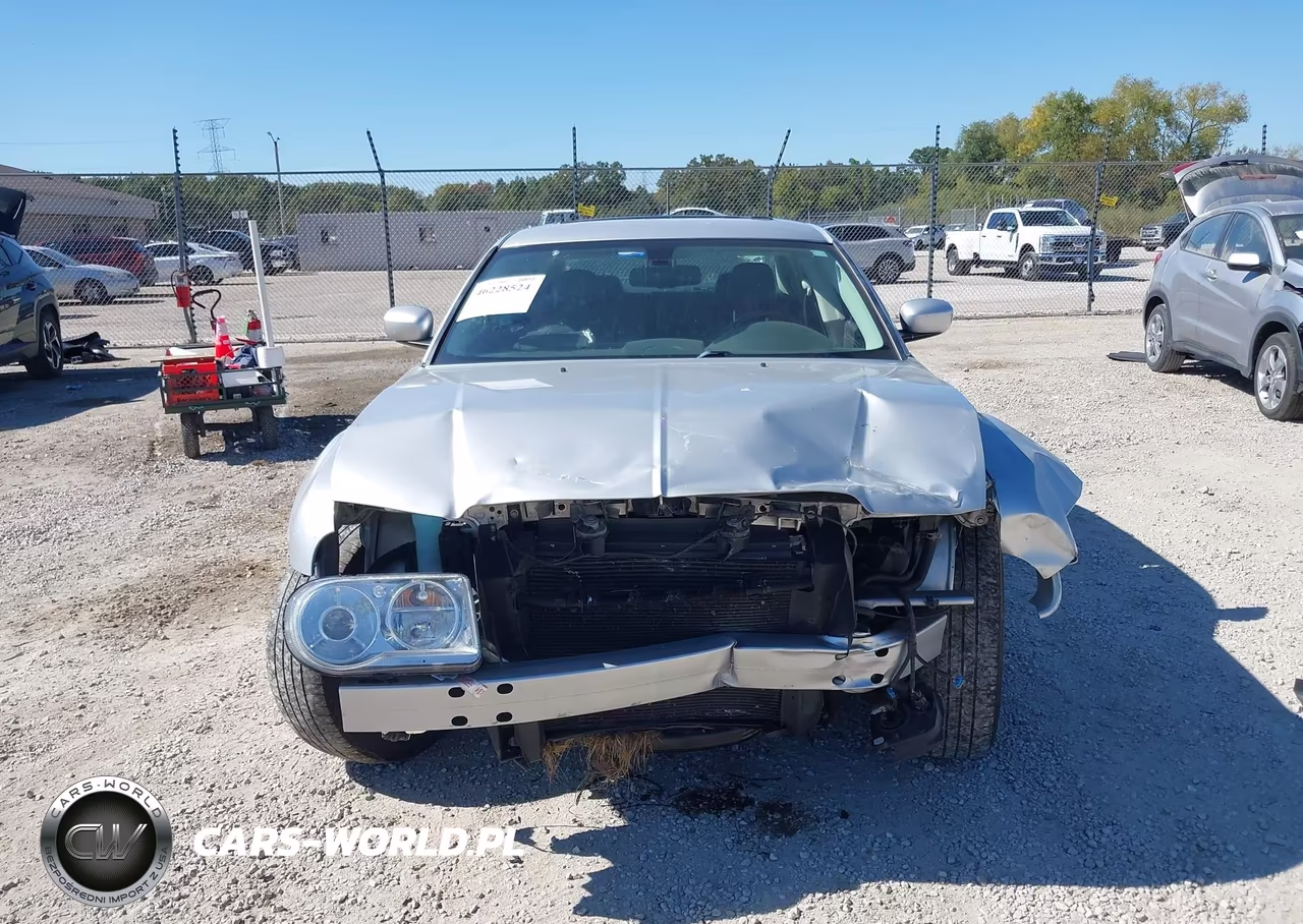 2008 Chrysler 300 Limited VIN:2C3KK33G28H171986 - 6
