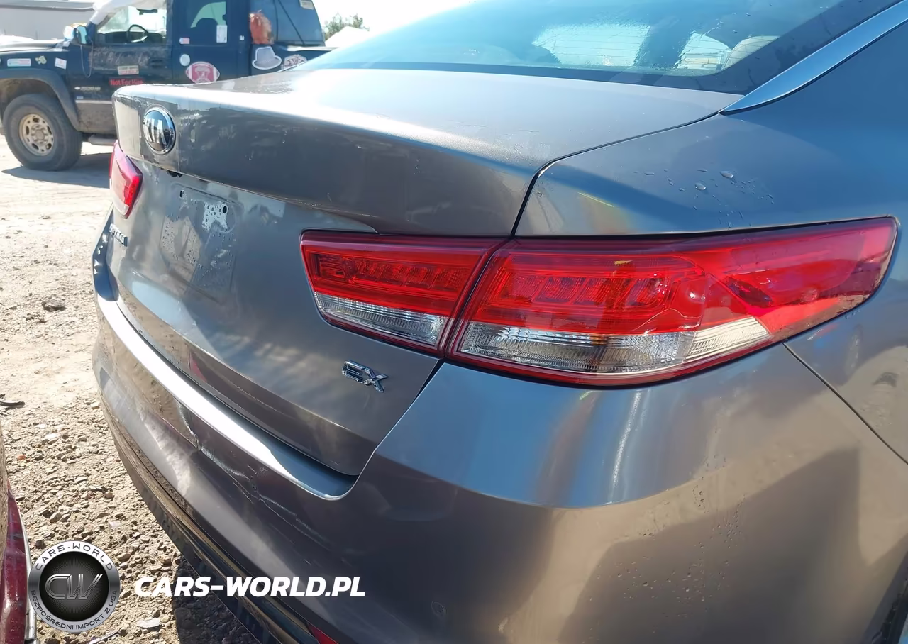 2018 Kia Optima Ex VIN:5XXGU4L34JG248137 - 15