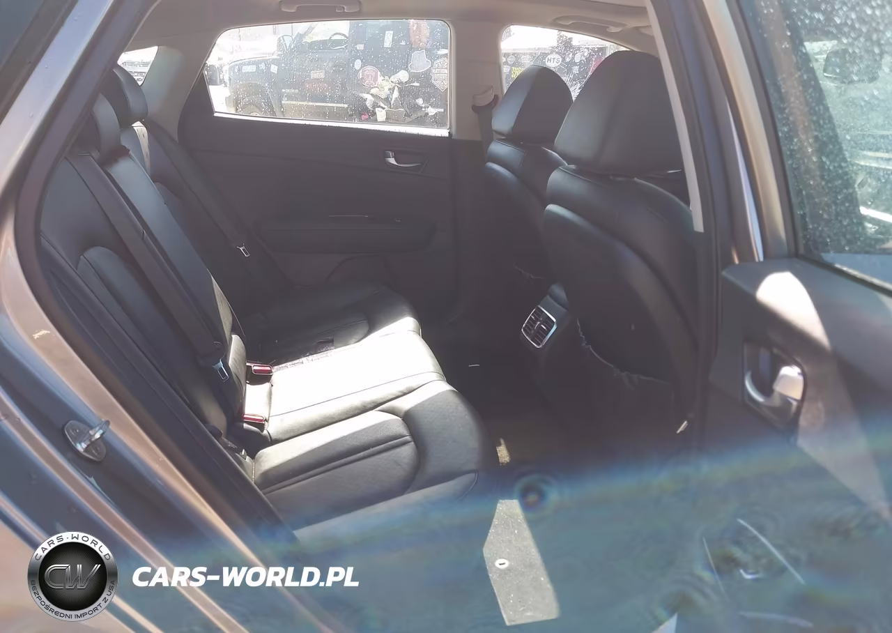 2018 Kia Optima Ex VIN:5XXGU4L34JG248137 - 8