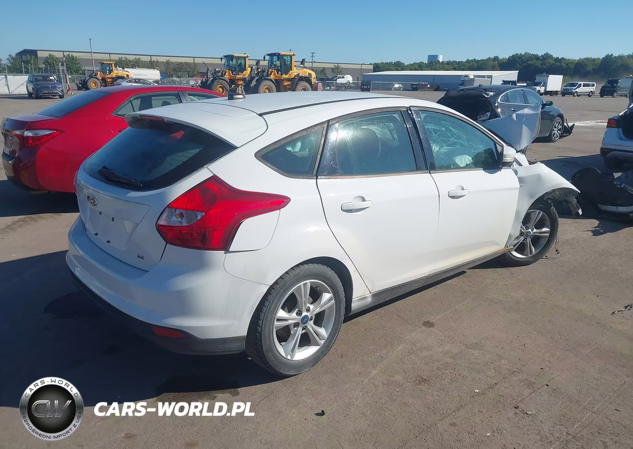 2013 Ford Focus Se VIN:1FADP3K29DL168694 - 4