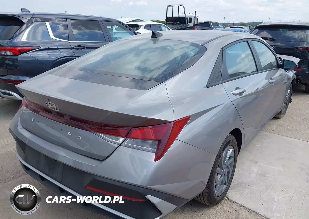 2024 Hyundai Elantra Sel VIN:KMHLM4DG5RU784970 - 4
