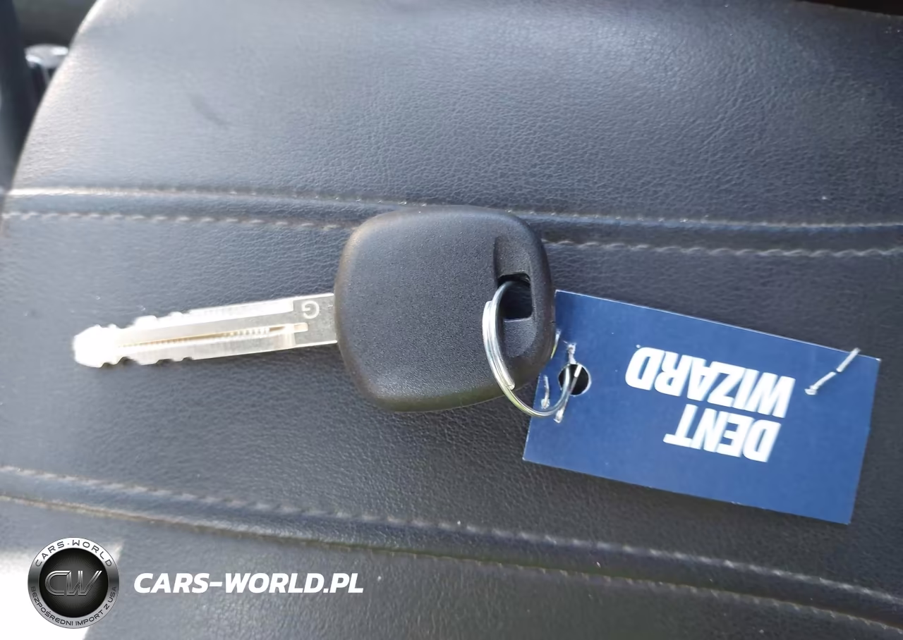 2014 Toyota Prius C One VIN:JTDKDTB39E1060169 - 11