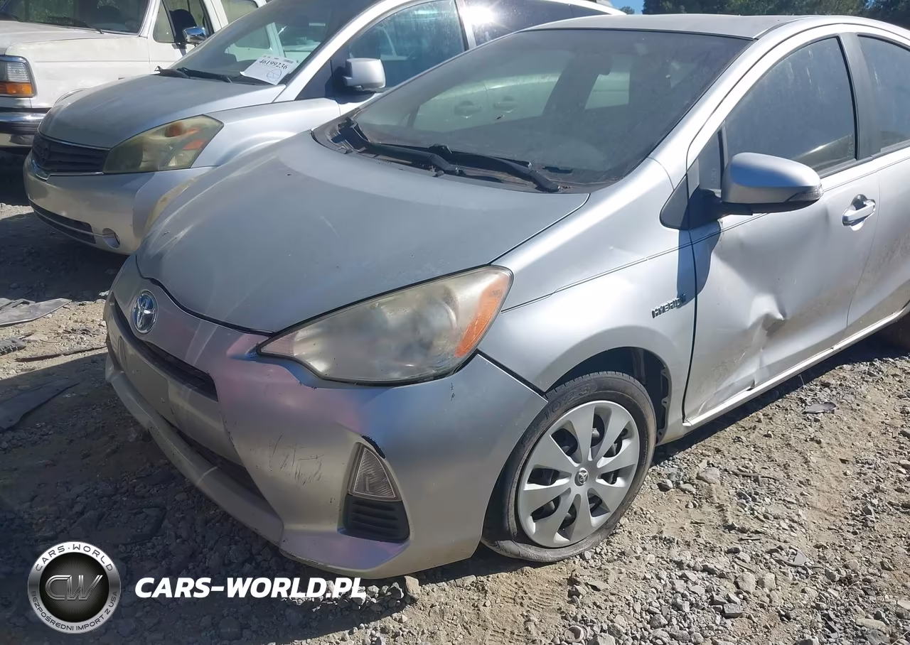 2014 Toyota Prius C One VIN:JTDKDTB39E1060169 - 6