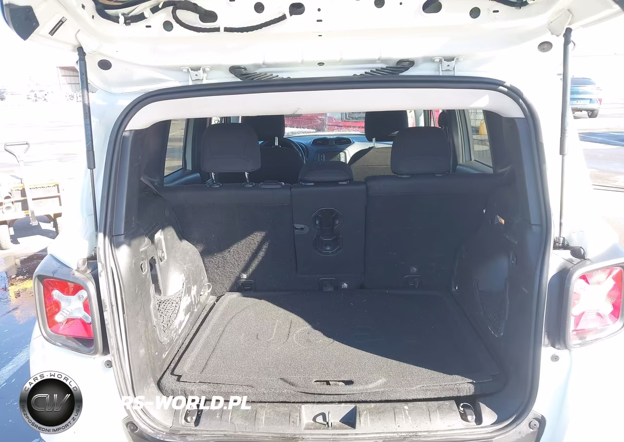 2016 Jeep Renegade Latitude VIN:ZACCJABT9GPE16589 - 17
