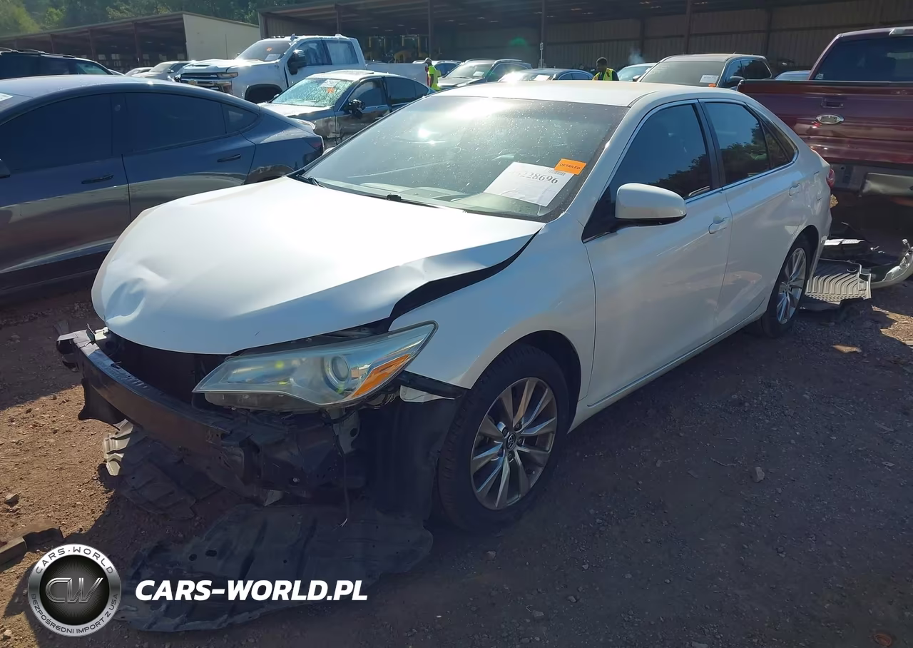 2015 Toyota Camry Xle VIN:4T1BF1FK9FU945712 - 2