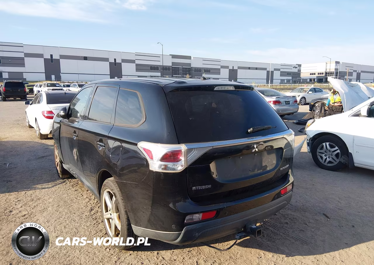 2014 Mitsubishi Outlander Se VIN:JA4AD3A38EZ013563 - 3