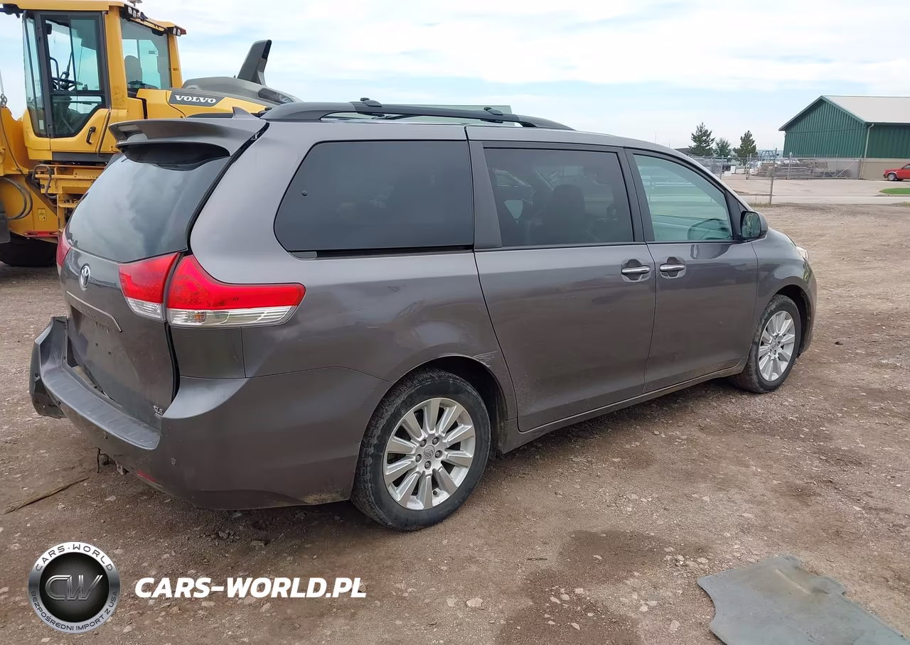 2014 Toyota Sienna Xle 7 Passenger VIN:5TDDK3DC9ES091193 - 4