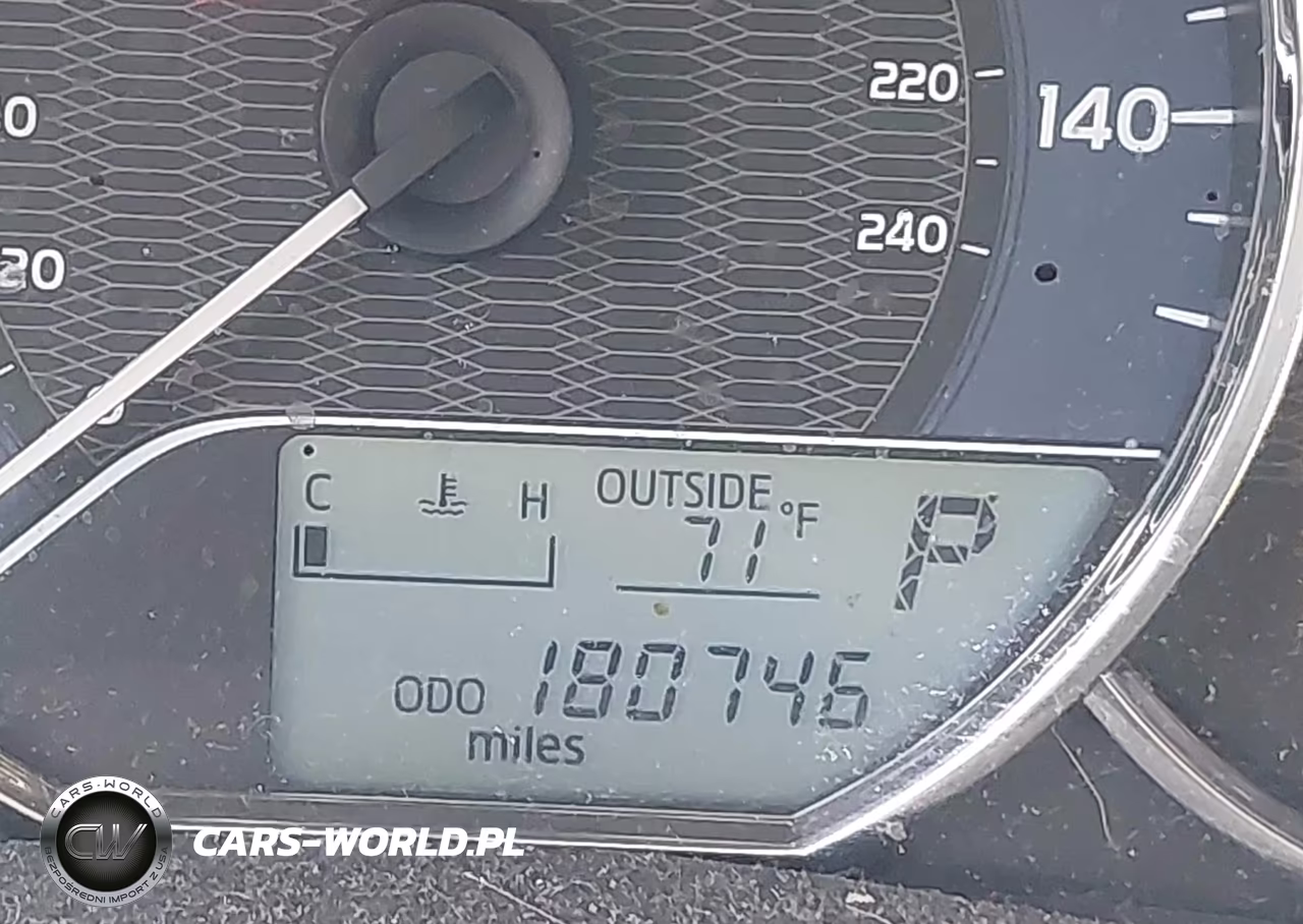 2015 Toyota Corolla Le VIN:2T1BURHE1FC399954 - 15