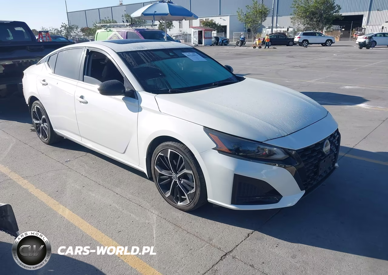 2023 Nissan Altima Sr Intelligent Awd – zdjęcie 1 z 17