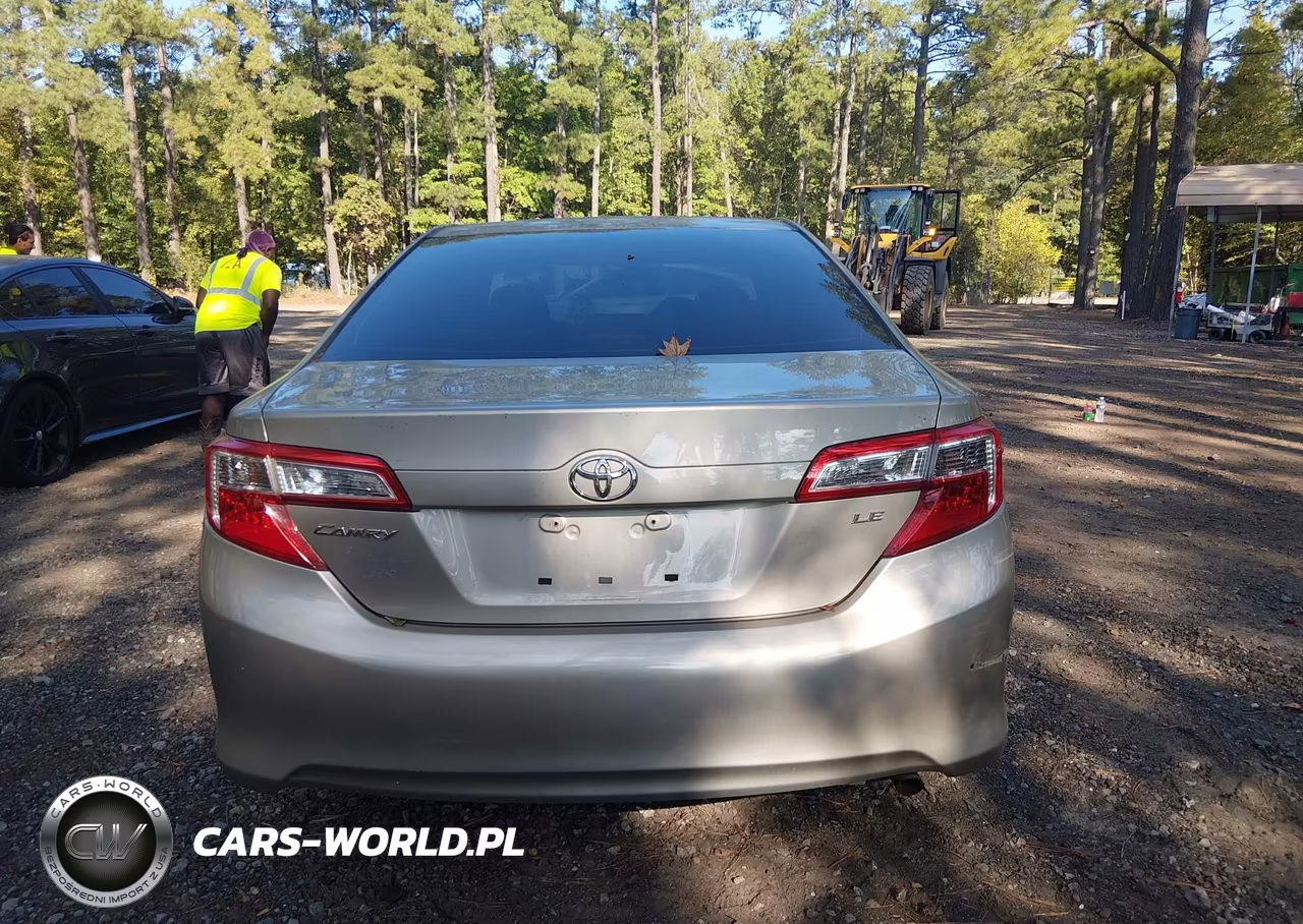 2013 Toyota Camry Le VIN:4T4BF1FK3DR324470 - 16