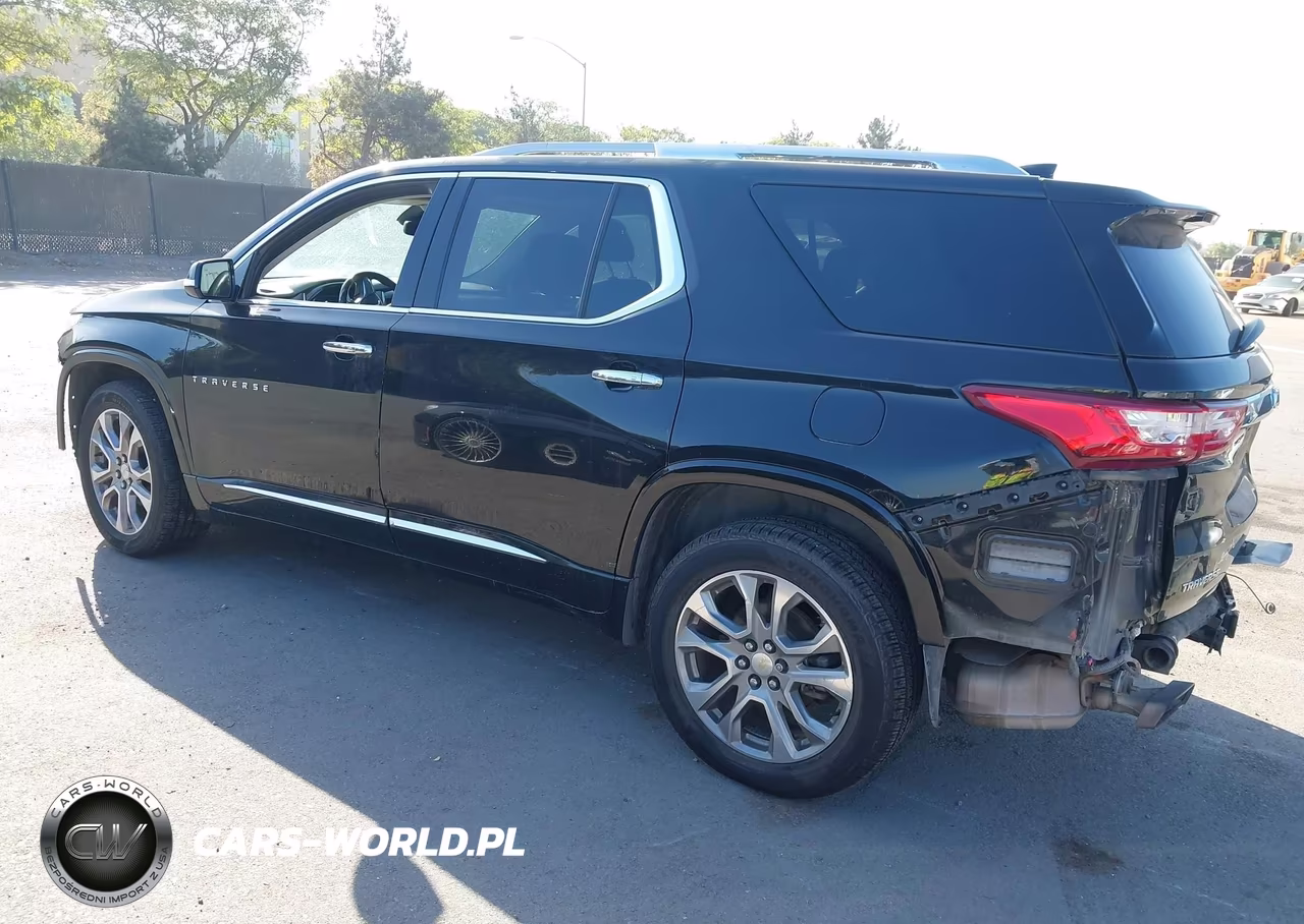 2018 Chevrolet Traverse Premier VIN:1GNERKKWXJJ244332 - 3
