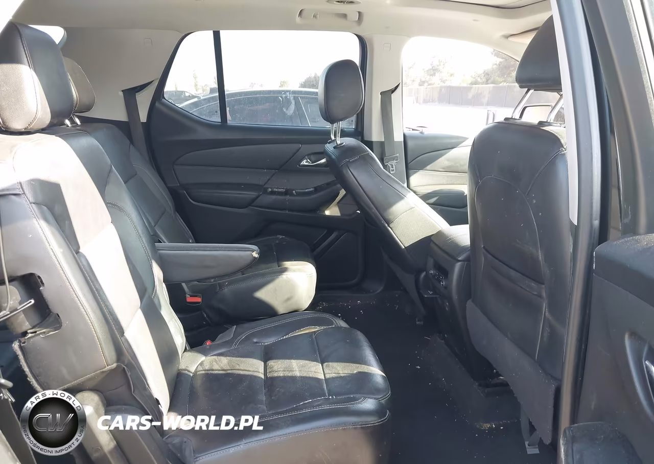 2018 Chevrolet Traverse Premier VIN:1GNERKKWXJJ244332 - 8